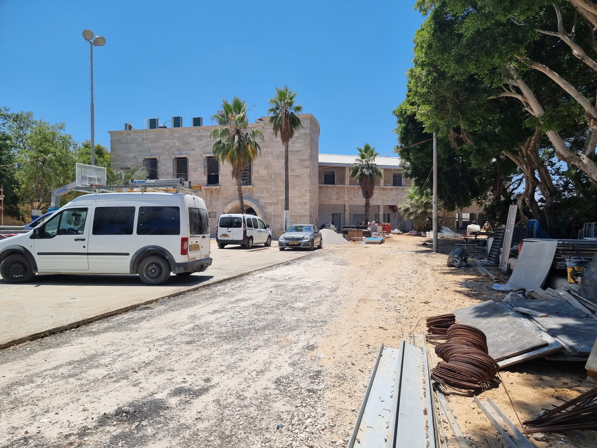 WhatsApp Image 2022-06-13 at 1.24.50 PM.jpeg